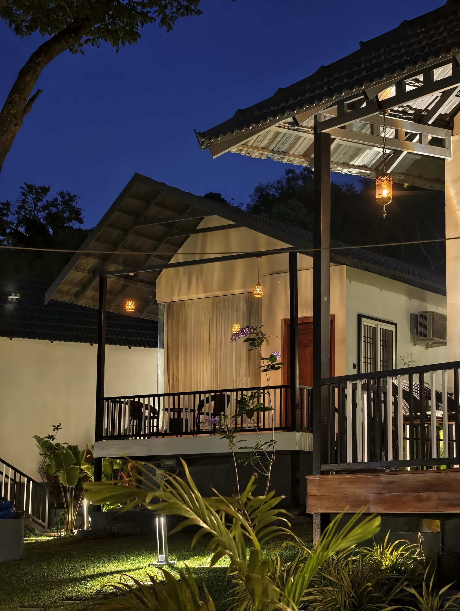 Independent Cottage Room